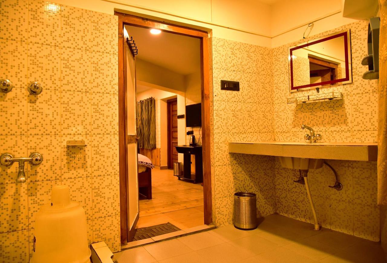The Alpine Guest House Kasol Buitenkant foto