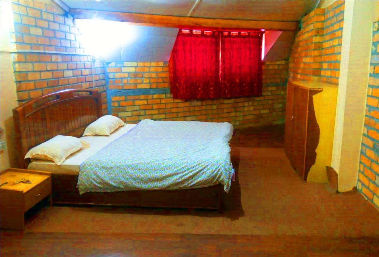 The Alpine Guest House Kasol Buitenkant foto