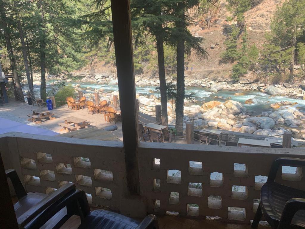 The Alpine Guest House Kasol Buitenkant foto