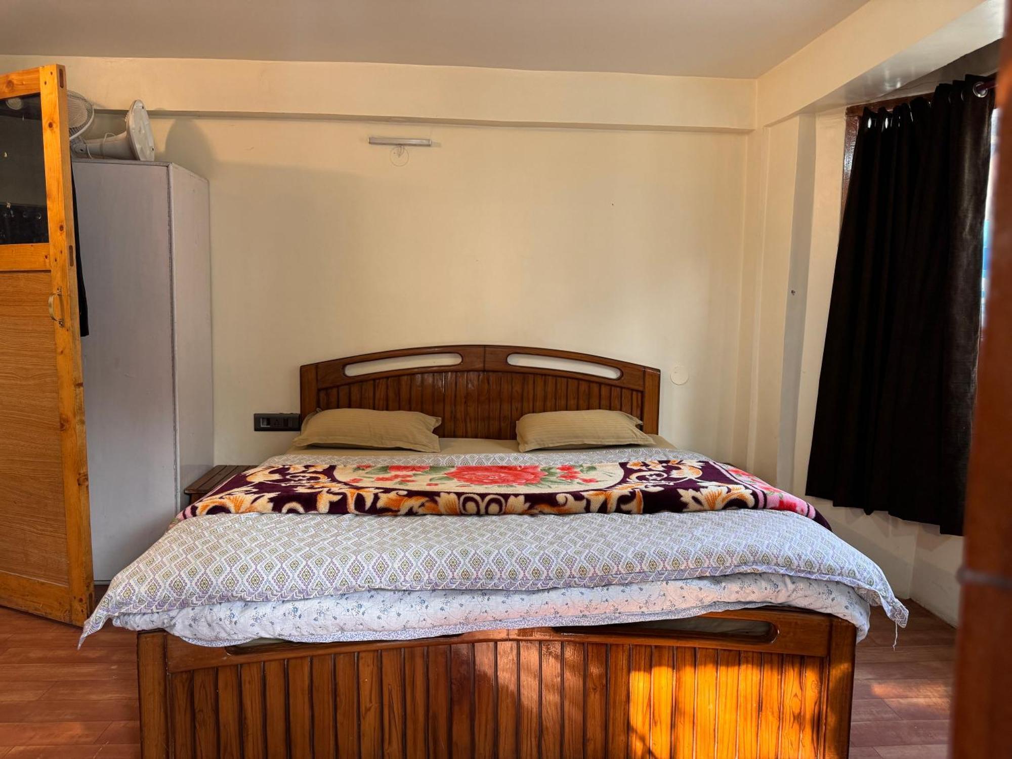 The Alpine Guest House Kasol Buitenkant foto